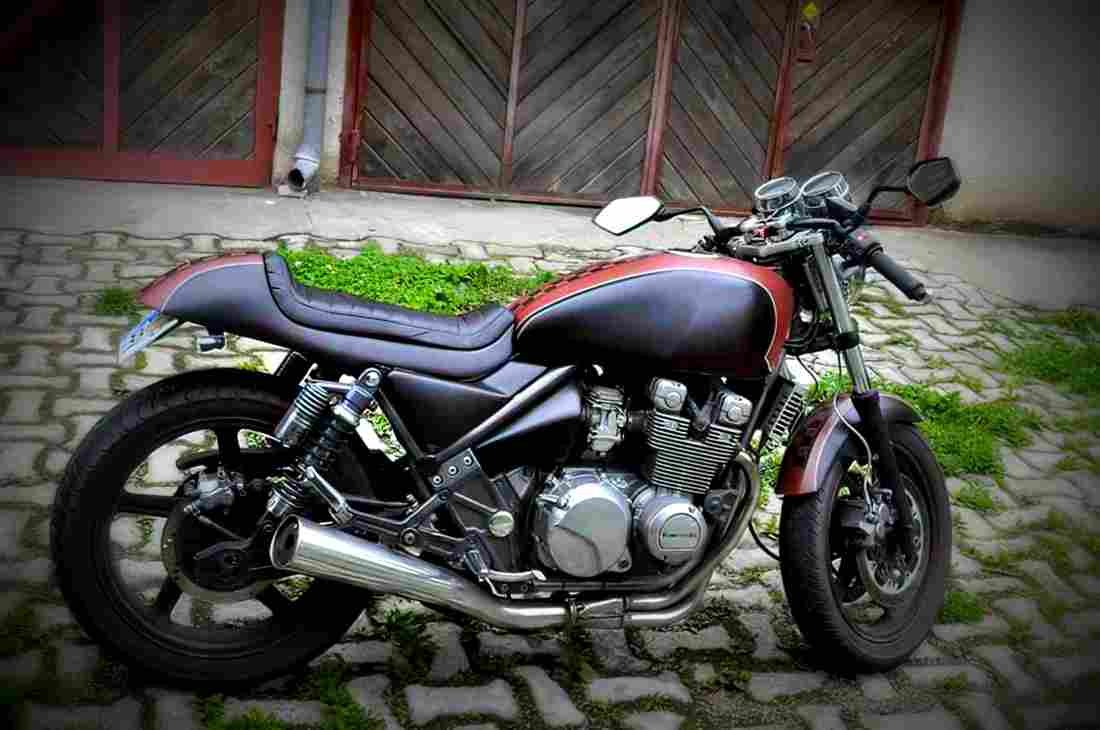 Kawasaki Zephyr 750 1999 6 motorbike A4 Photo Print