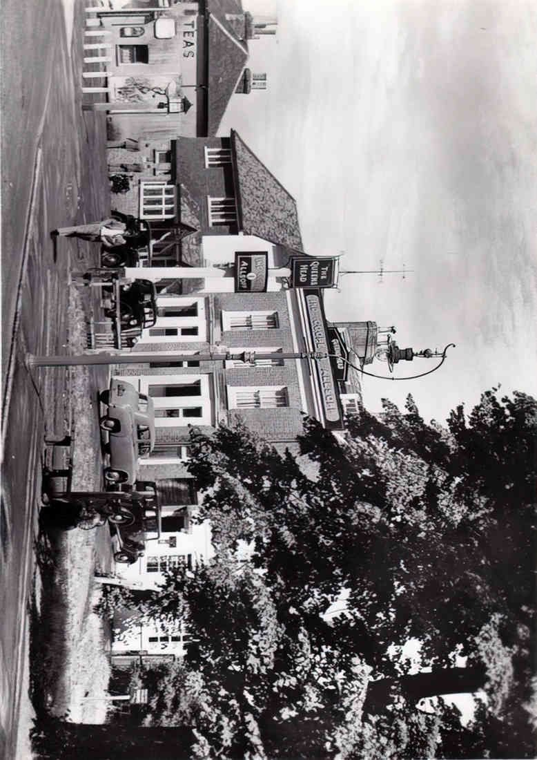 Kent Chislehurst The QueenS Head Pub From Road vintage glossy