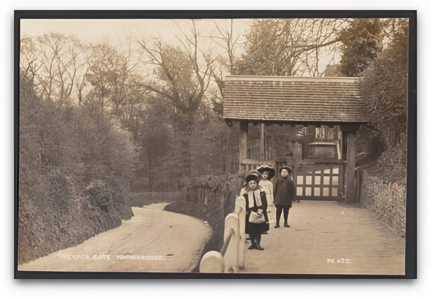 Kent Farnborough Church Lychgate 4 Cute Children Pose By Road Vintage A4 Photo Print