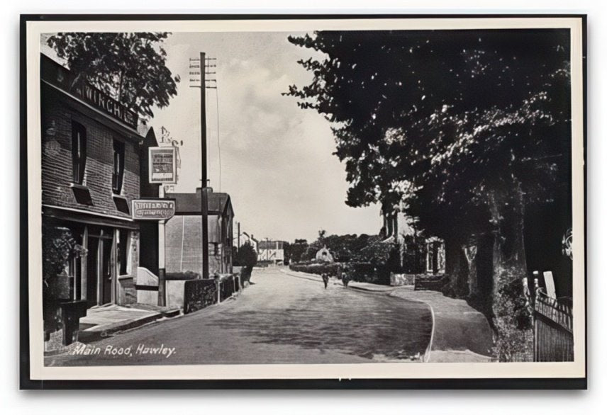 Kent Hawley Papermakers Arms Pub Main Road & 2 Men On Bicycles Vintage A4 Photo Print