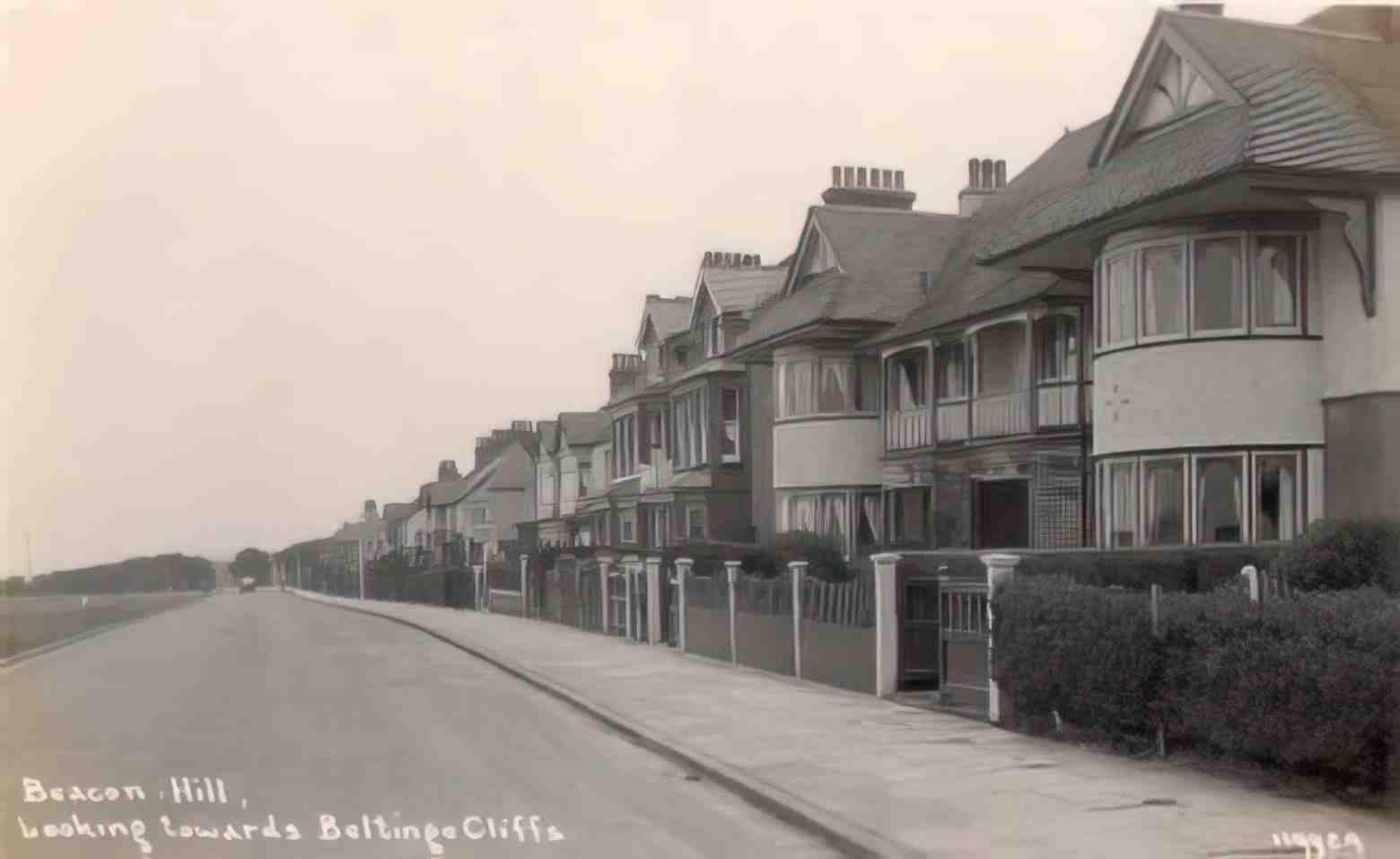 Kent Herne Bay Beacon Hill looking towards Beltinge Cliffs Vintage A4 Photo Print