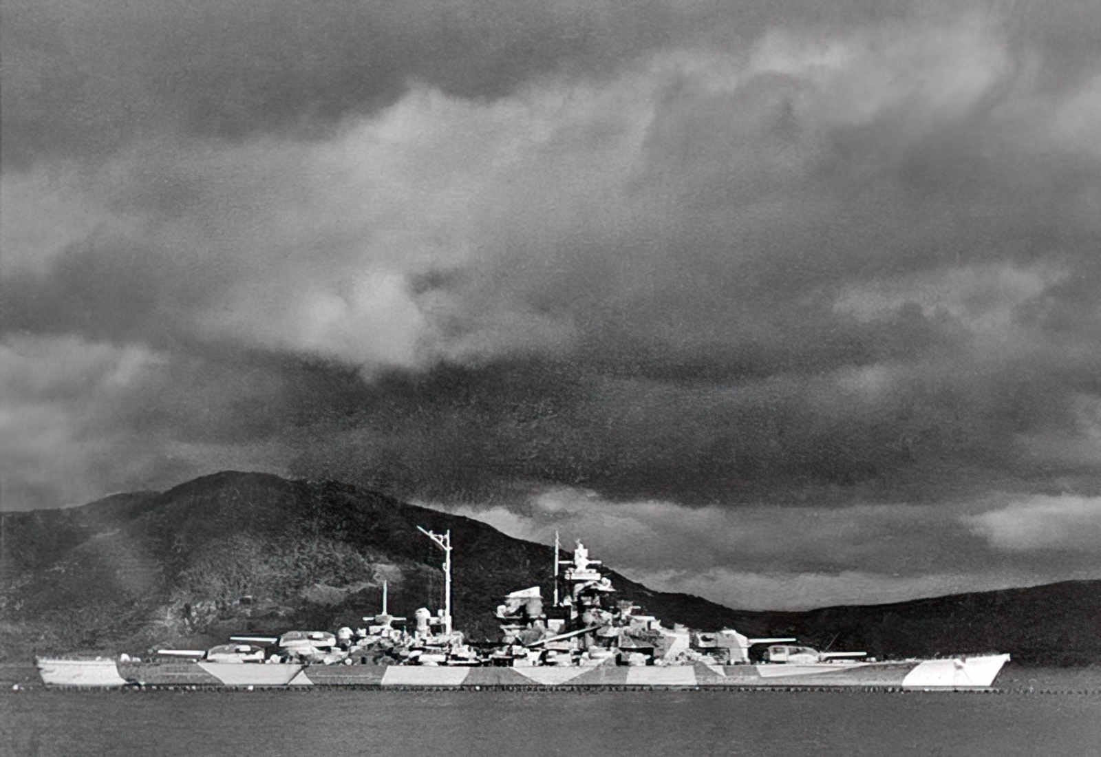 Kms Tirpitz 3 A4 Photo Print