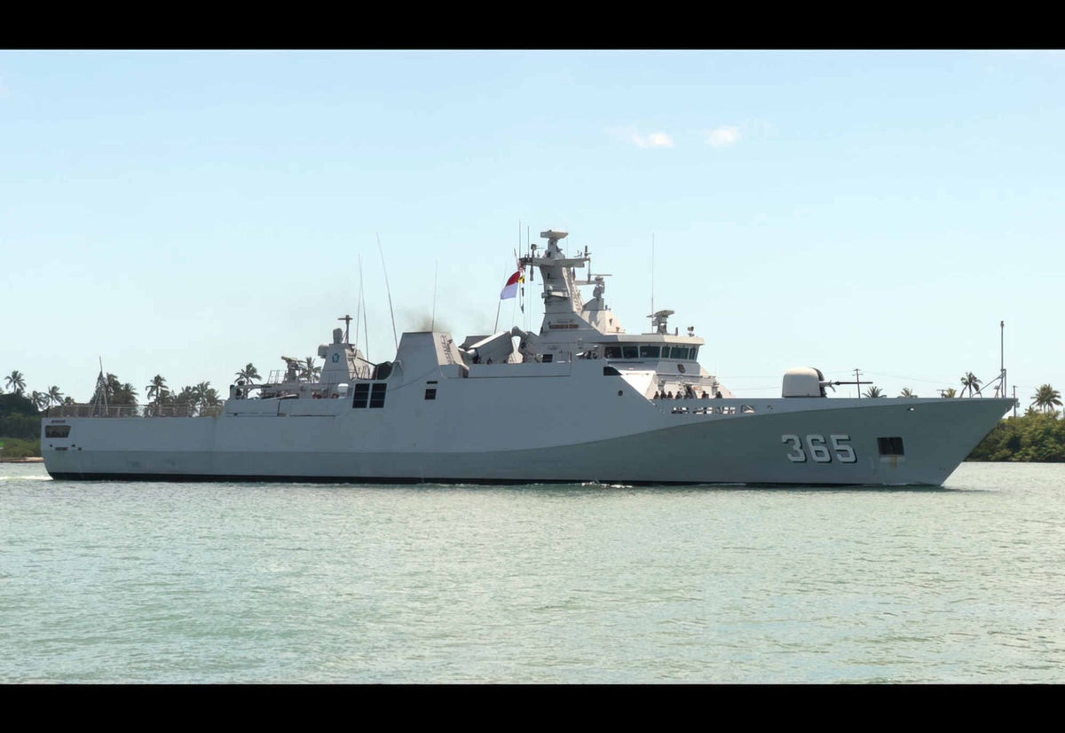 Kri Diponegoro 365 Corvette Warship Indonesia 2 A4 Photo Print