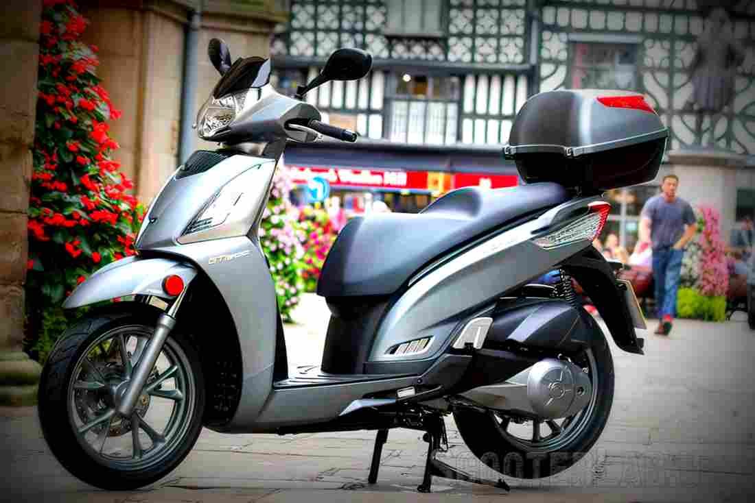 Kymco People GT 300i ABS 2017 1 motorbike A4 Photo Print