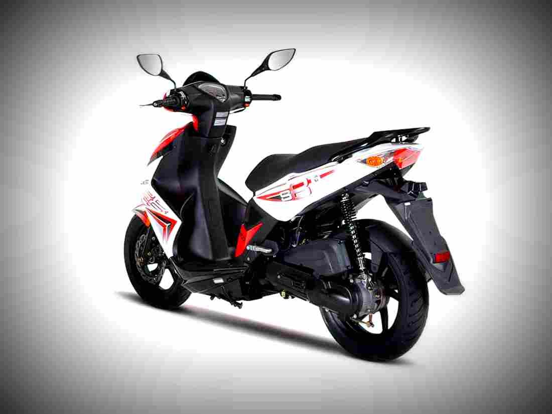 Kymco Super 8 50 2017 1 motorbike A4 Photo Print