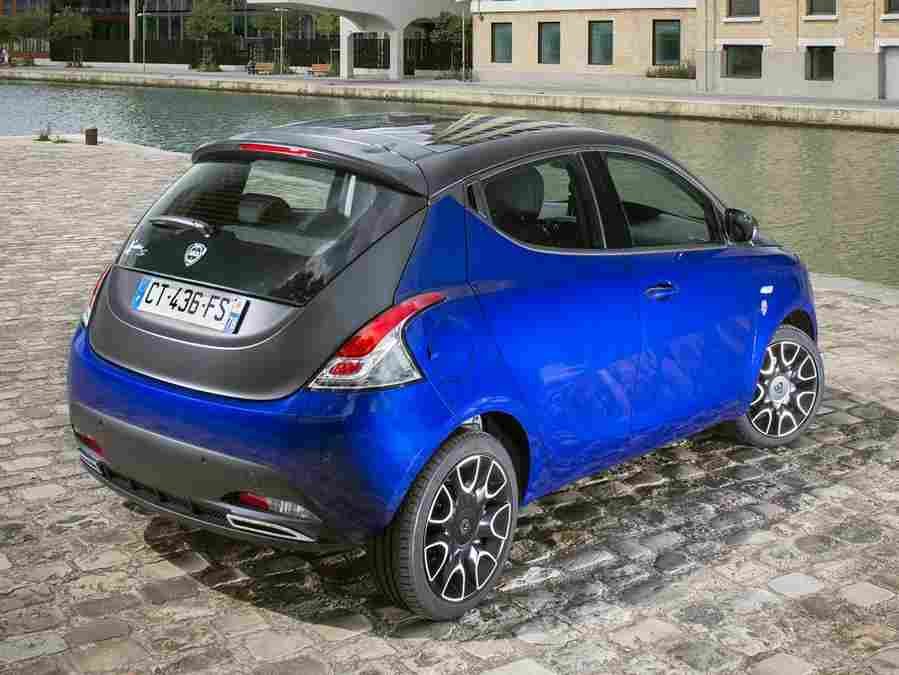 LANCIA Ypsilon 4783 64 Car A4 Photo Print