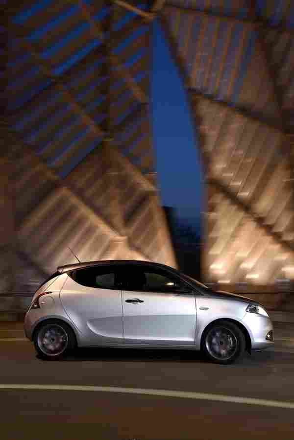 LANCIAYpsilon 4783 12 Car A4 Photo Print