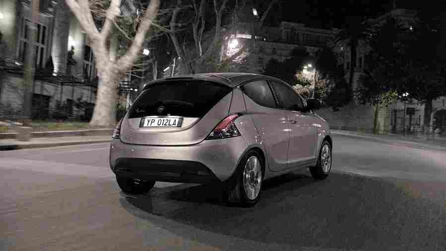 LANCIAYpsilon 4783 15 Car A4 Photo Print