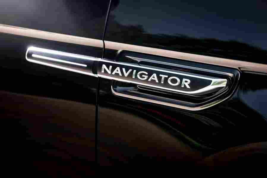 LINCOLN Navigator L 6795 22 Car A4 Photo Print