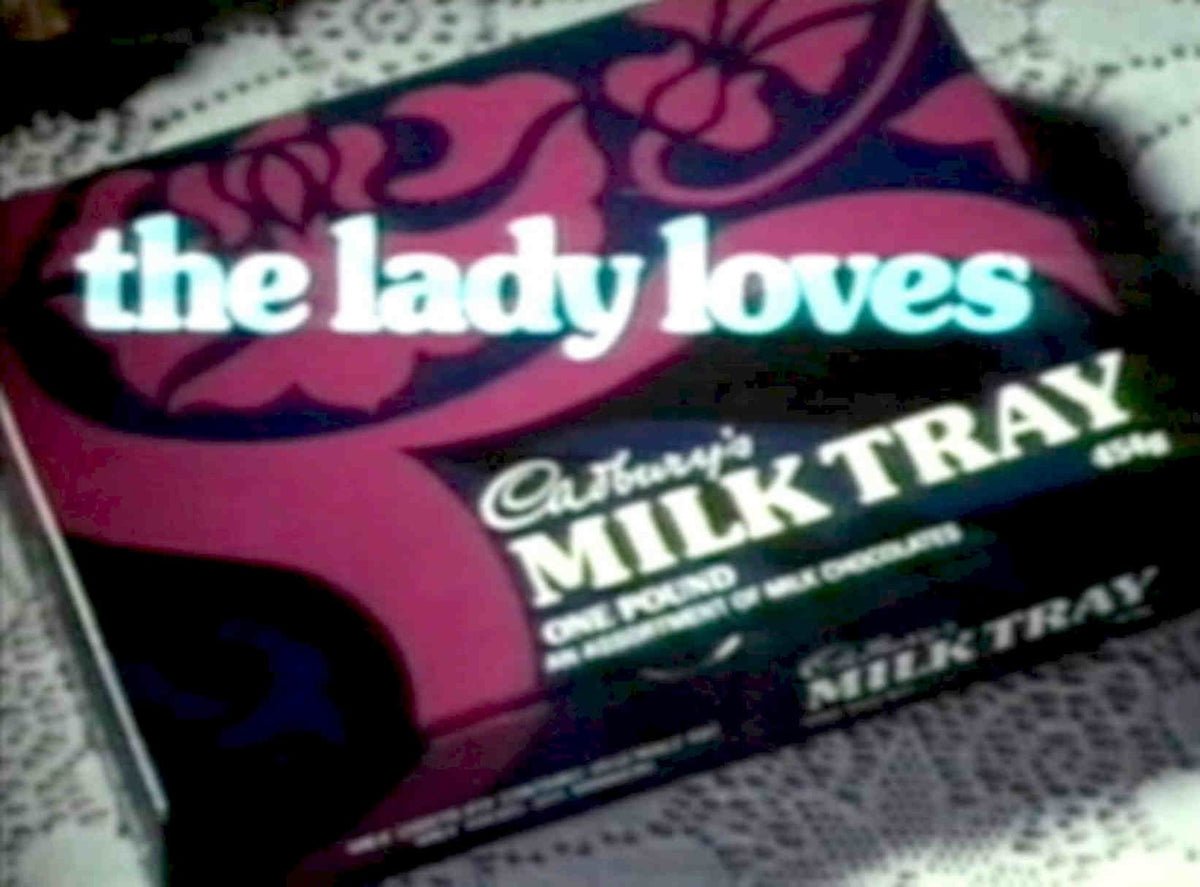 Lady Loves Milk Vintage Retro Advert Poster A4 Photo Print