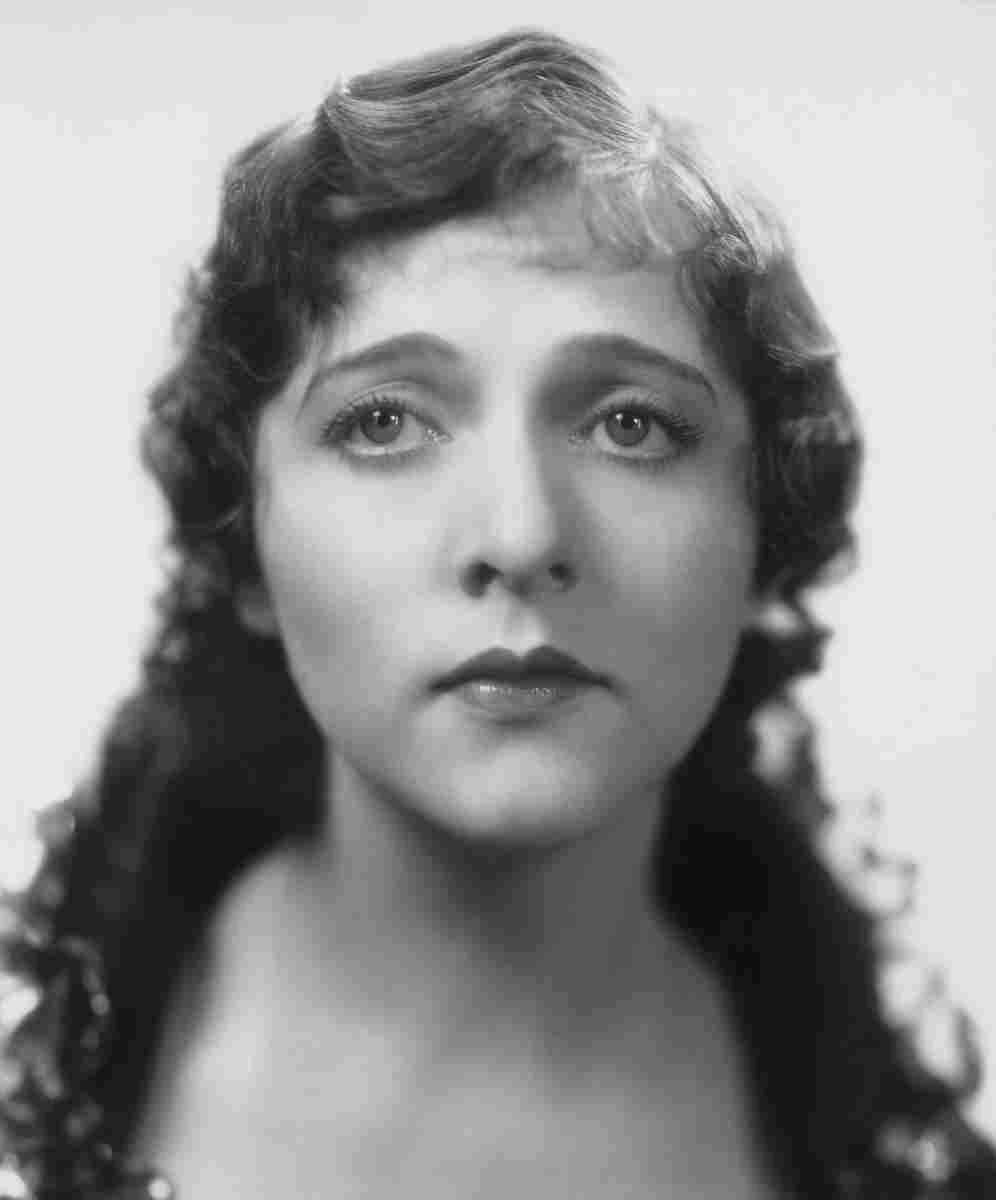 Landis Jessie Royce Derelict 1 film star poster A4 Photo Print