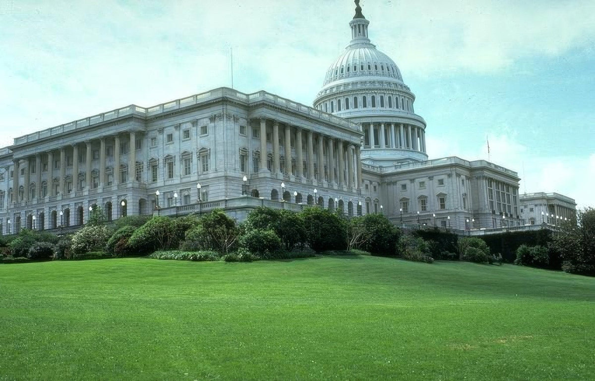Landmark Capitol Exterior Daytime 2 A4 Photo Print