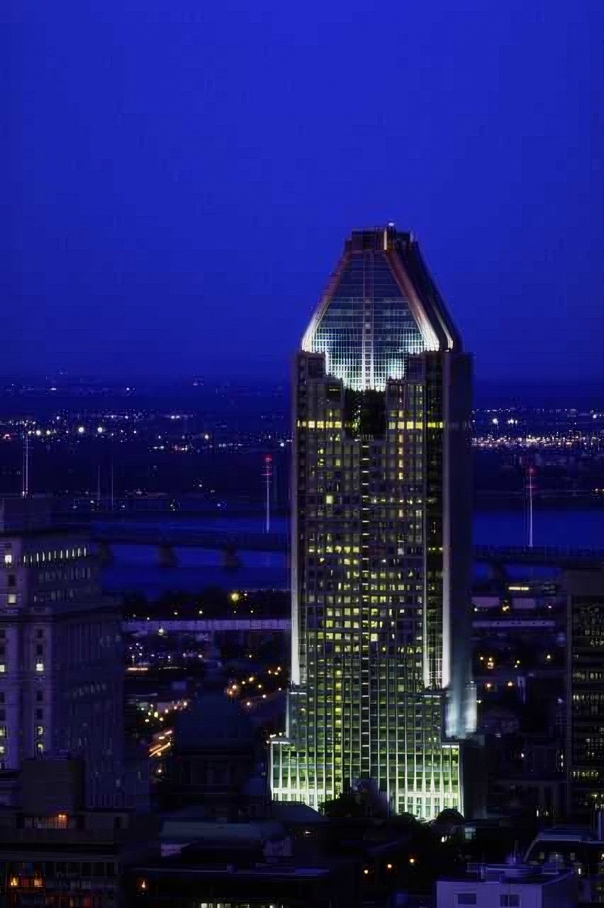 Landmark Cincinnati Jpmorgan Chase A4 Photo Print