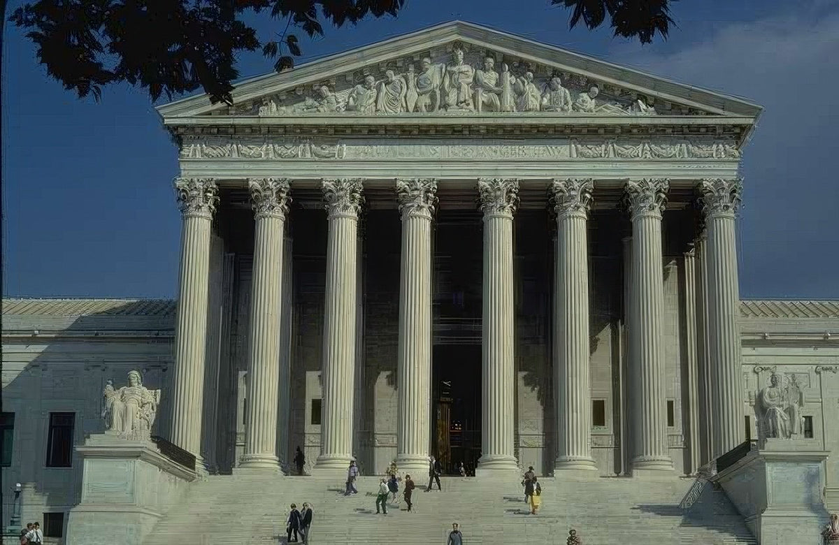 Landmark Supreme Court Building A4 Photo Print