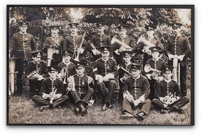 Leicestershire Regiment Military Band Pose Sitting On Grass Vintage A4 Photo Print