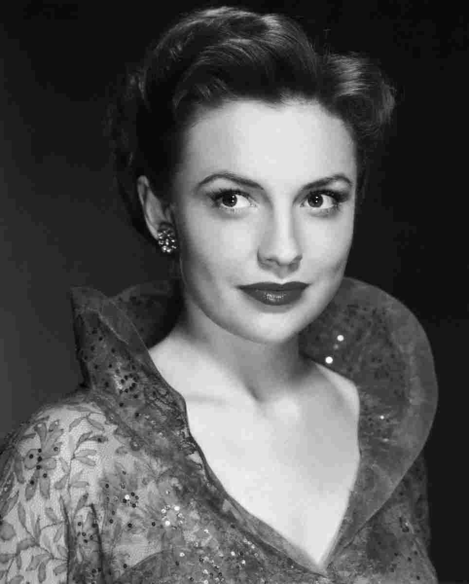 Leslie Joan 3 film star poster A4 Photo Print