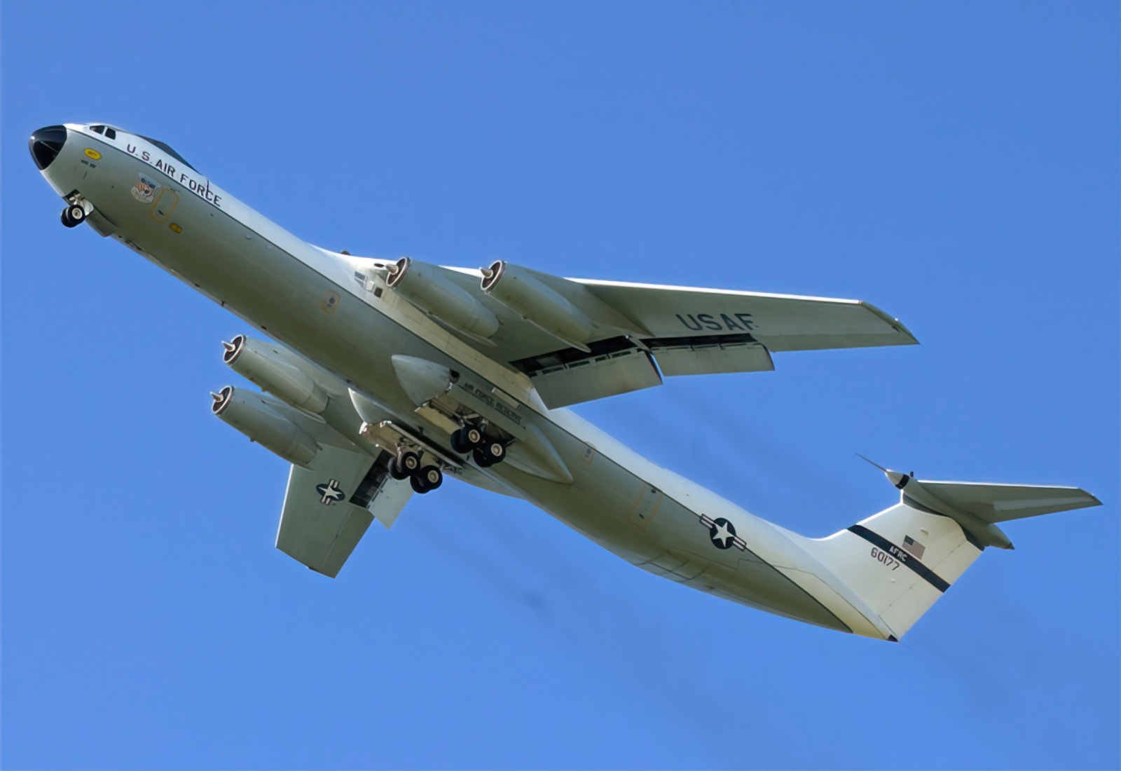 Lockheed C141 Starlifter 12 A4 Photo Print