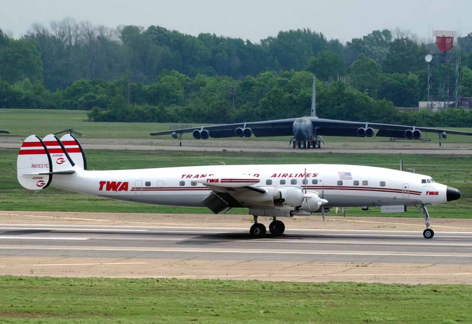 Lockheed Constellation A4 Photo Print