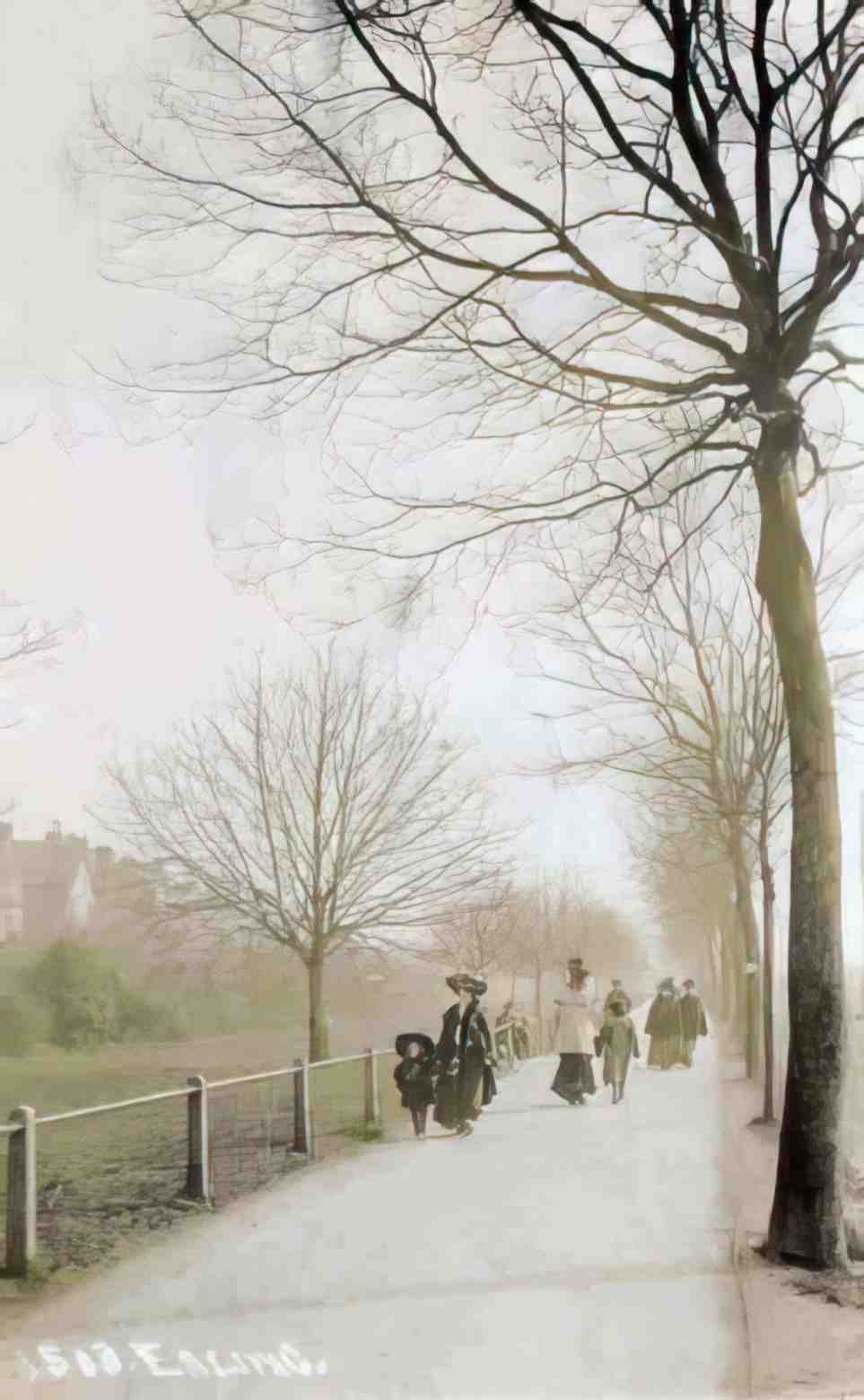 London Old Ealing Vintage A4 Photo Print