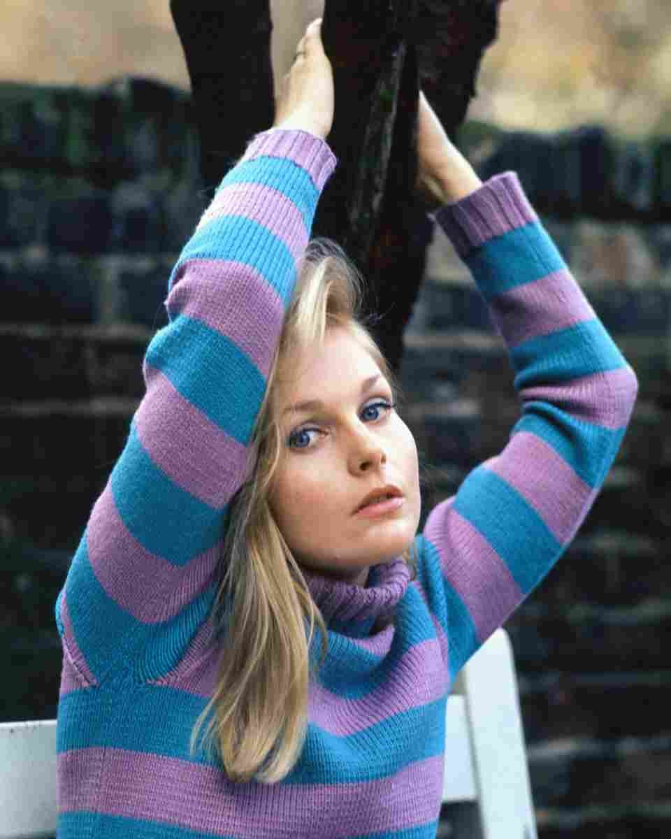 Lynley Carol 2 film star poster A4 Photo Print