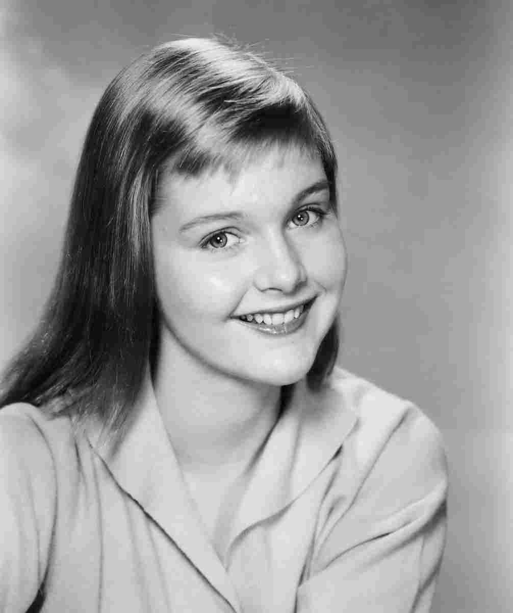 Lynley Carol Holiday for Lovers 1 film star poster A4 Photo Print
