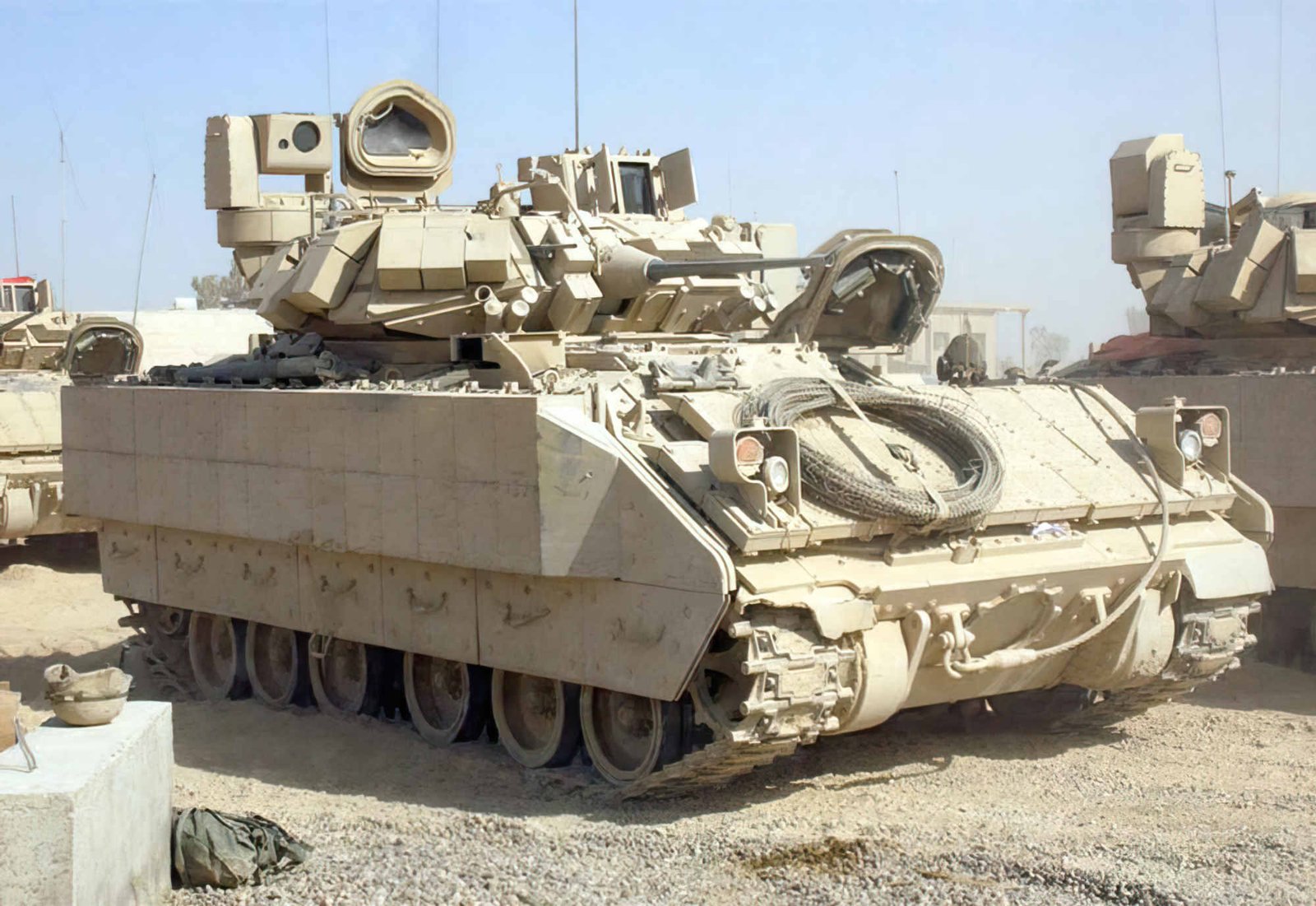 M2 Bradley Infantry Fighting Vehicle United States 17 A4 Photo Print