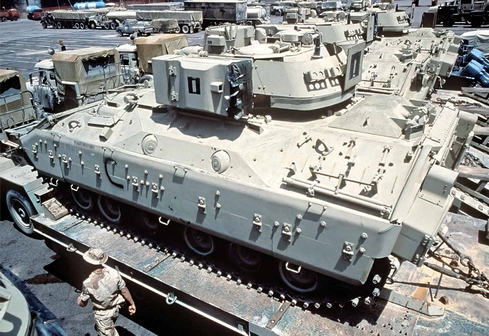 M2 Bradley Infantry Fighting Vehicle United States 26 A4 Photo Print