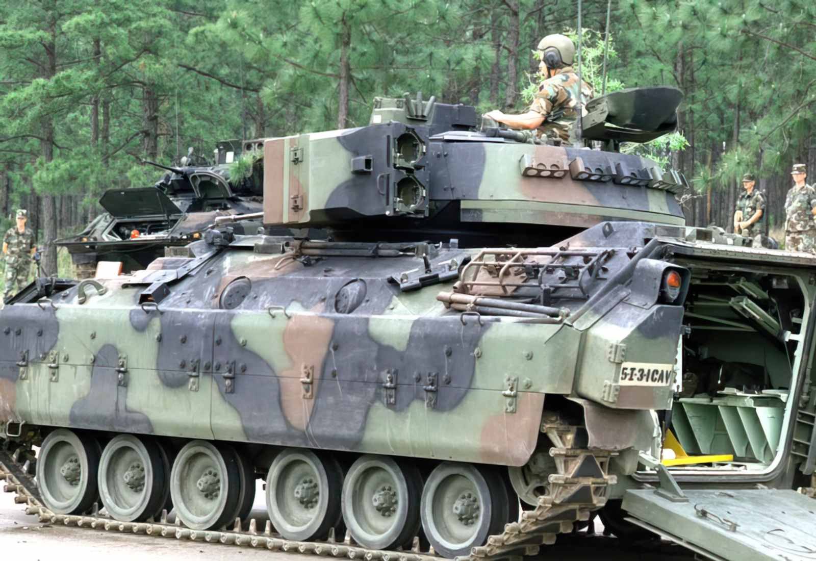 M3 Bradley Cavalry Fighting Vehicle 6 A4 Photo Print