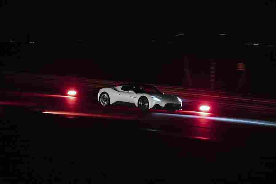 MASERATI MC20 6928 27 Car A4 Photo Print