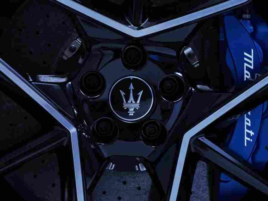 MASERATI MC20 6928 37 Car A4 Photo Print
