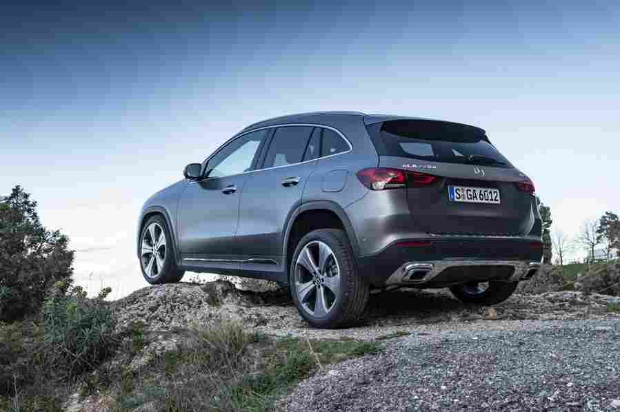 MERCEDES BENZ GLA 6718 103 Car A4 Photo Print