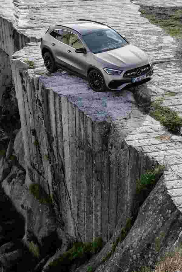 MERCEDES BENZ GLA 6718 29 Car A4 Photo Print