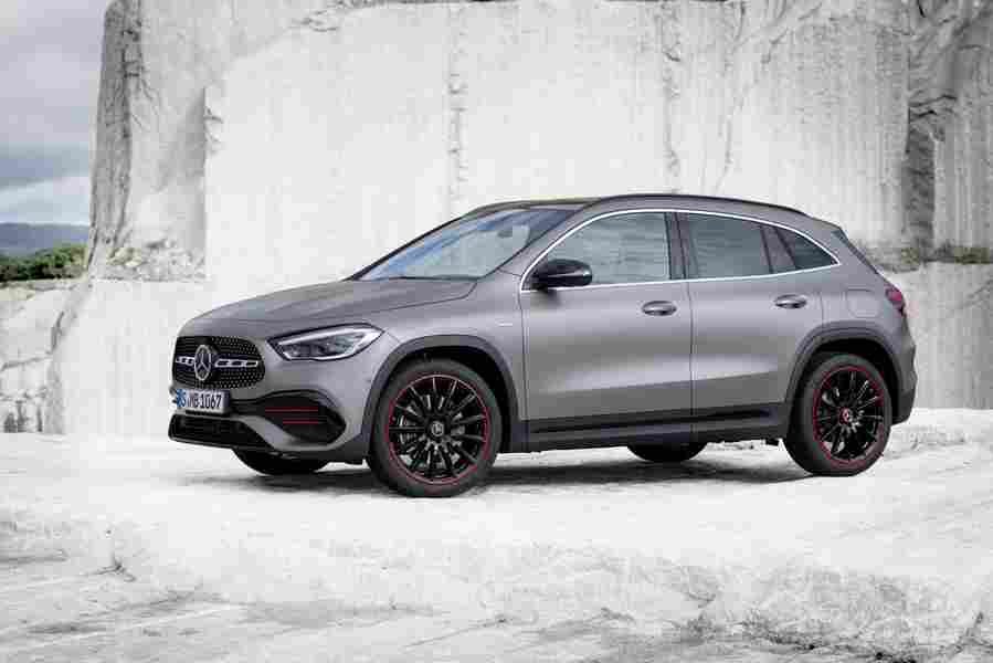 MERCEDES BENZ GLA 6718 32 Car A4 Photo Print