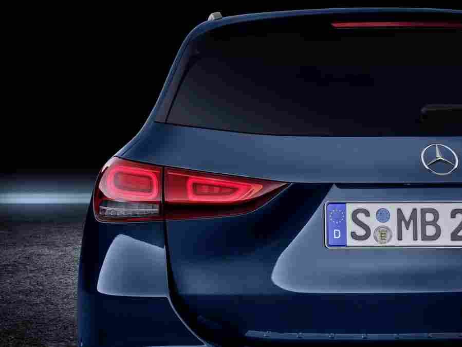 MERCEDES BENZ GLA 6718 44 Car A4 Photo Print