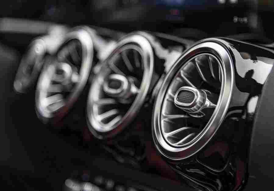 MERCEDES BENZ GLA 6718 59 Car A4 Photo Print