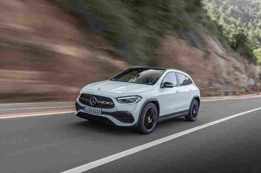 MERCEDES BENZ GLA 6718 77 Car A4 Photo Print