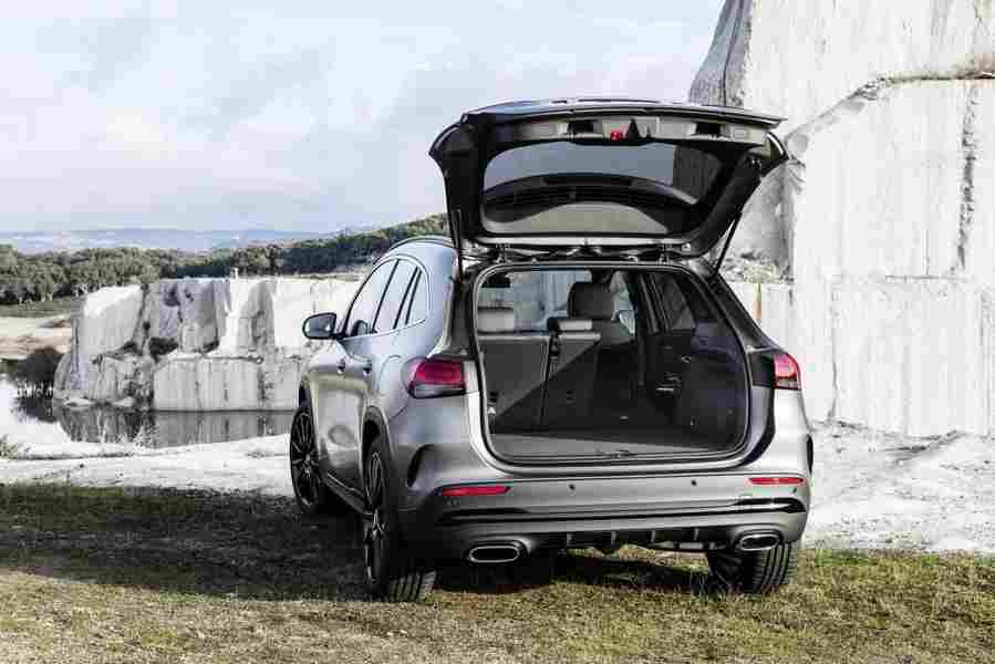 MERCEDES BENZ GLA 6718 8 Car A4 Photo Print