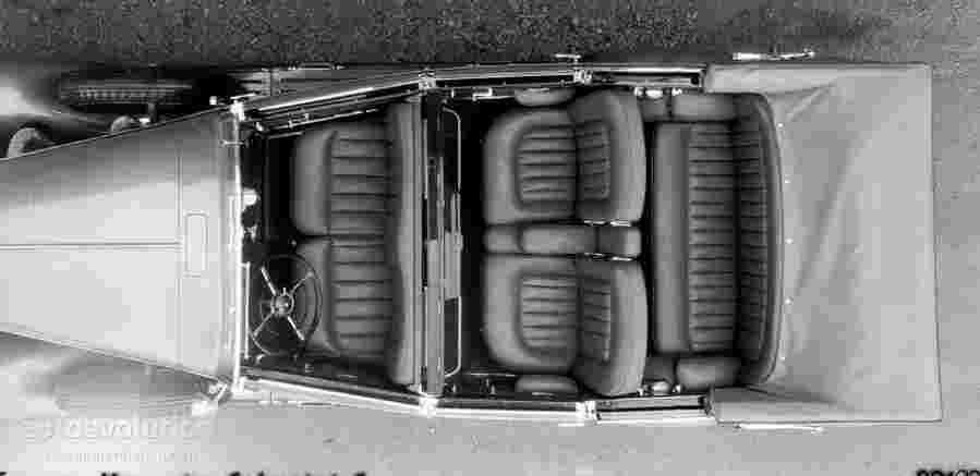 MERCEDESBENZ 2577 6 Car A4 Photo Print