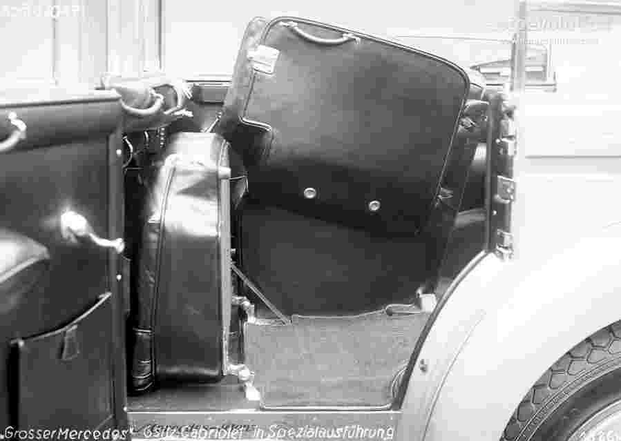 MERCEDESBENZ 2577 8 Car A4 Photo Print