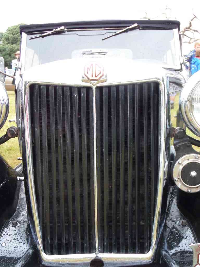 MG Bonnet 2402 Grille A4 Photo Print