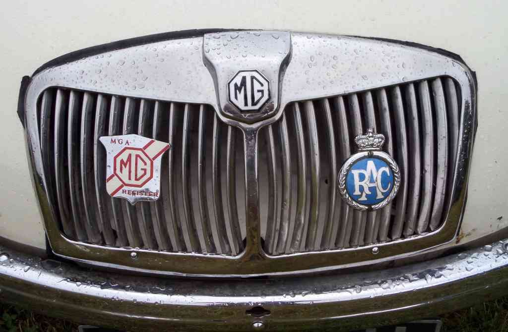 MG Bonnet 2428 Grille A4 Photo Print