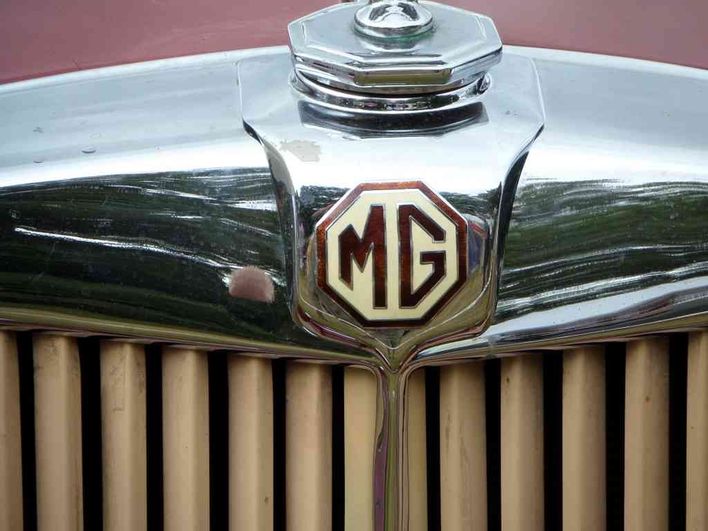 MG Bonnet 2569 Grille A4 Photo Print
