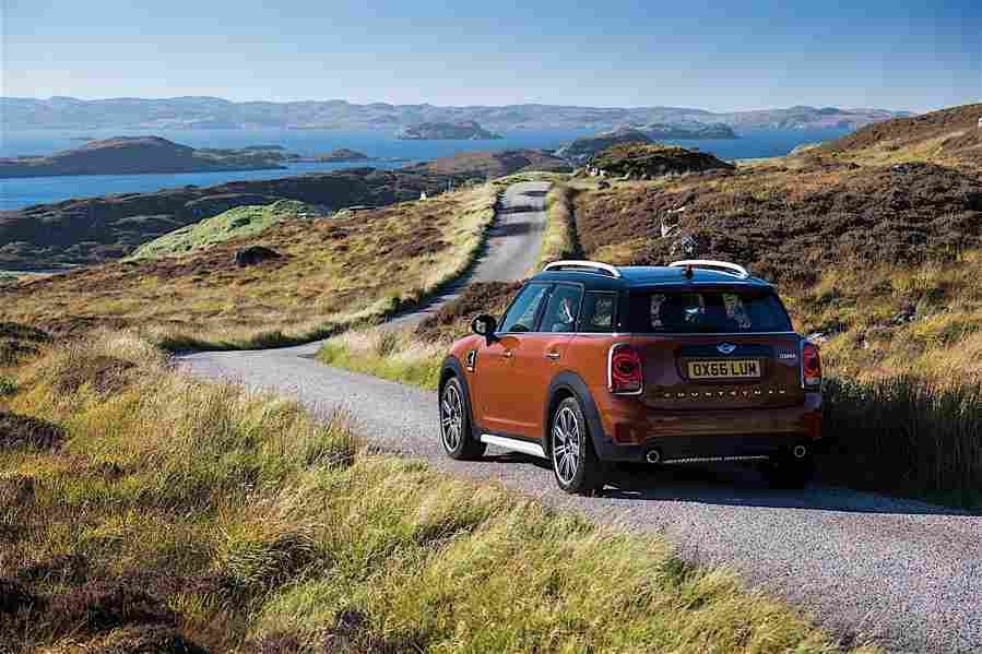 MINI Countryman 5806 31 Car A4 Photo Print