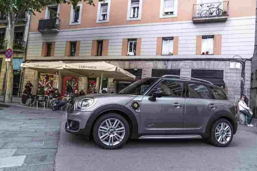 MINI Countryman 5806 68 Car A4 Photo Print