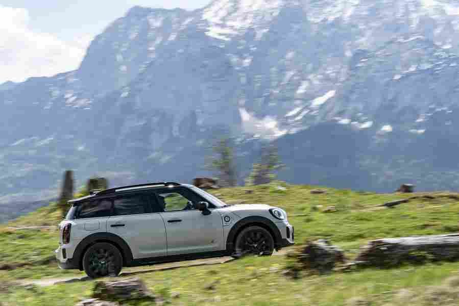 MINI Countryman 6831 146 Car A4 Photo Print
