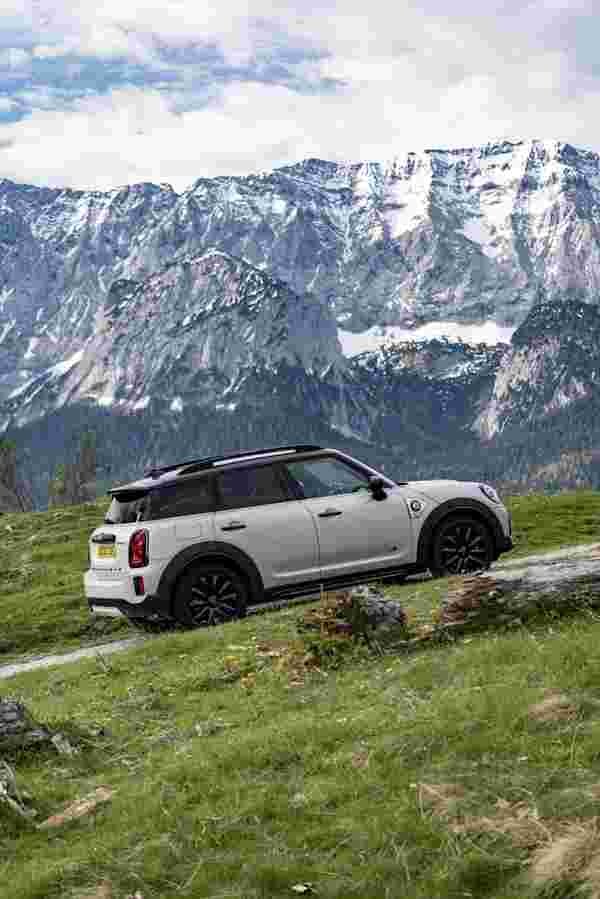 MINI Countryman 6831 174 Car A4 Photo Print
