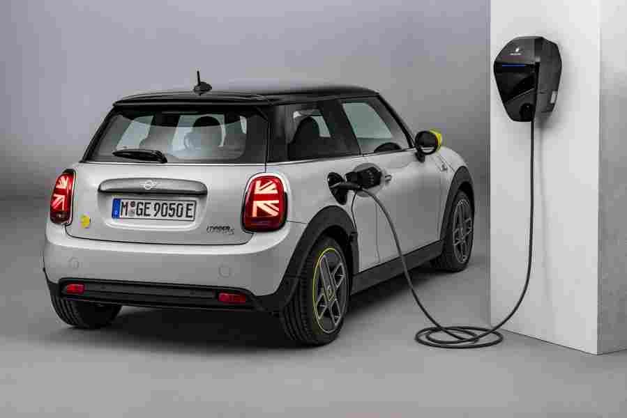 MINI Countryman 6831 221 Car A4 Photo Print