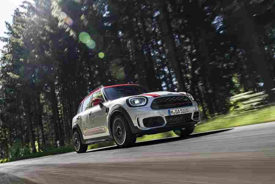 MINI Countryman 6831 232 Car A4 Photo Print