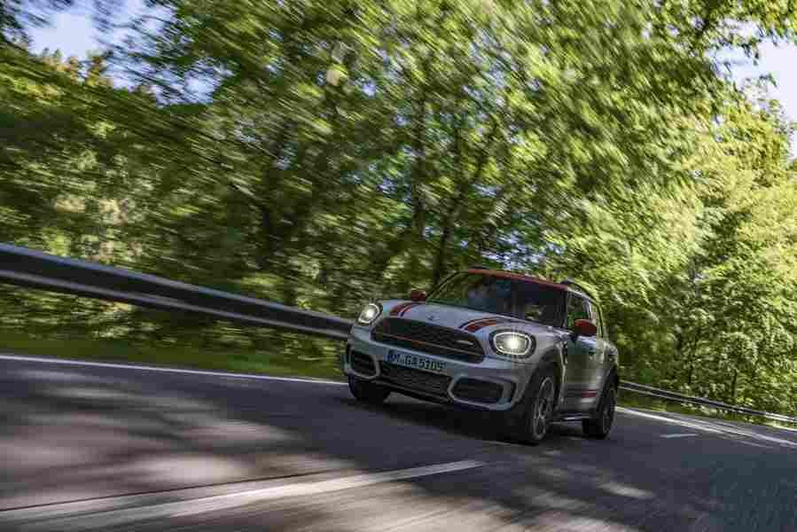 MINI Countryman 6831 242 Car A4 Photo Print