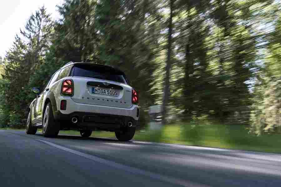 MINI Countryman 6831 262 Car A4 Photo Print